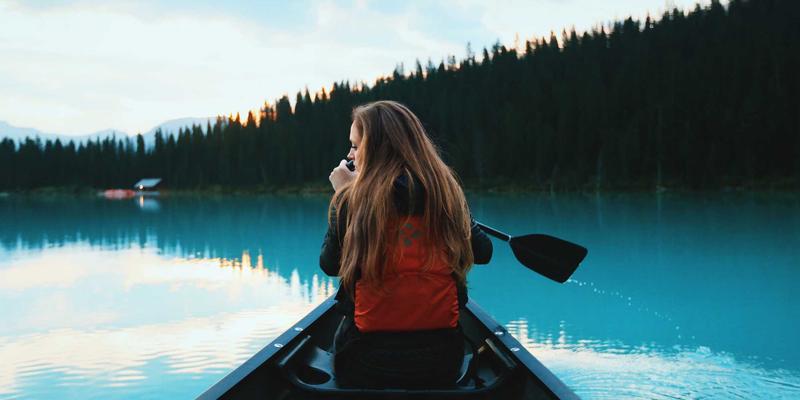 从冲压模具到精密加工:五金制品行业碳中和的三大核心路径